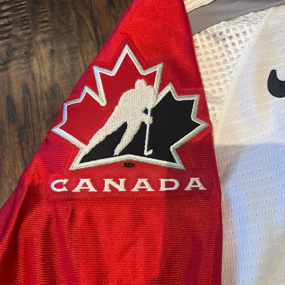 On-Ice AUTHENTIC Nike IIHF Team Canada 1998 White Olympic Hockey Jersey Size 48 - Picture 3 of 8